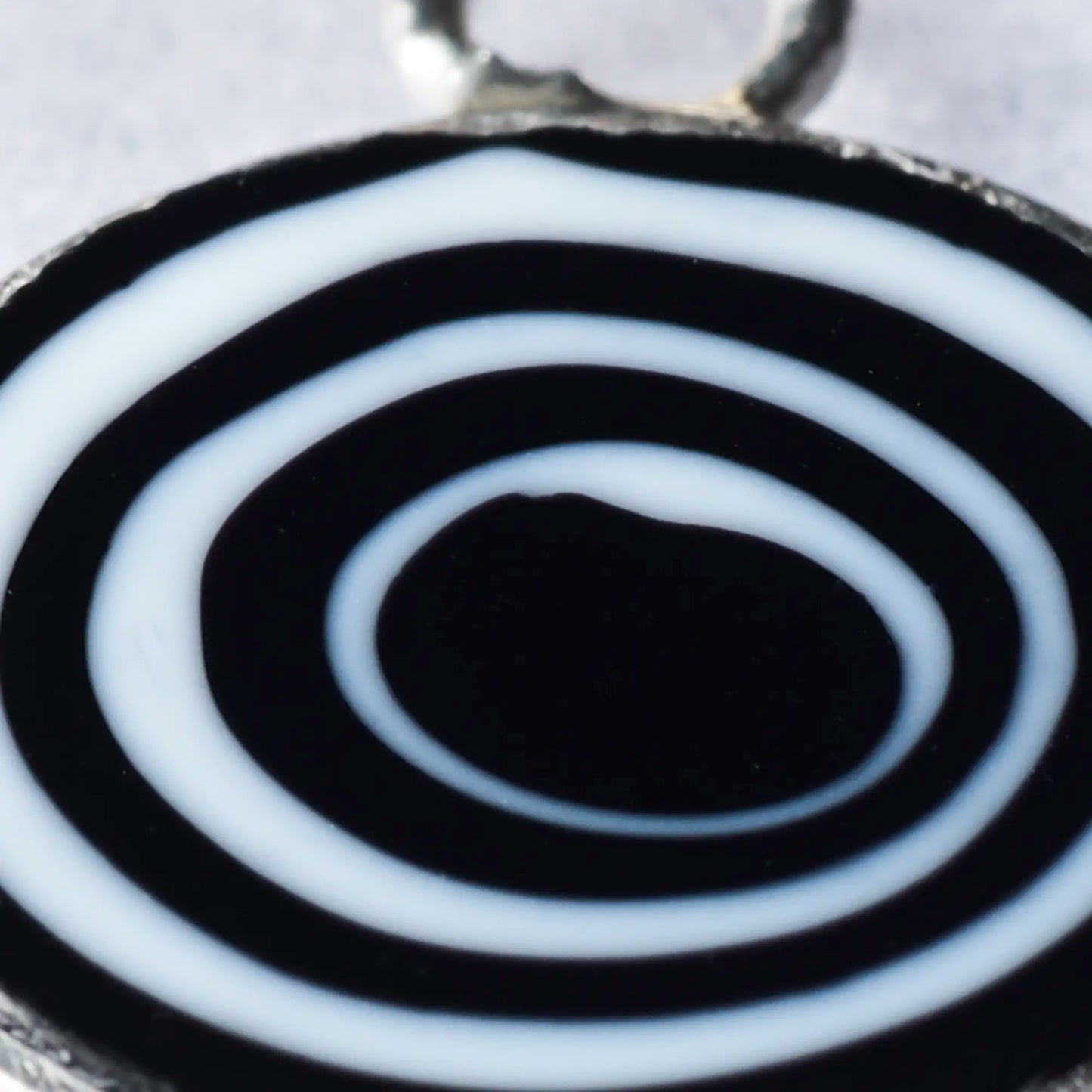 INFINITY Black & White - Small Earrings